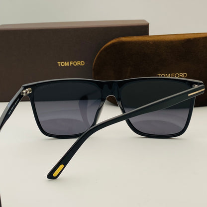 Tom Ford Fletcher TF832