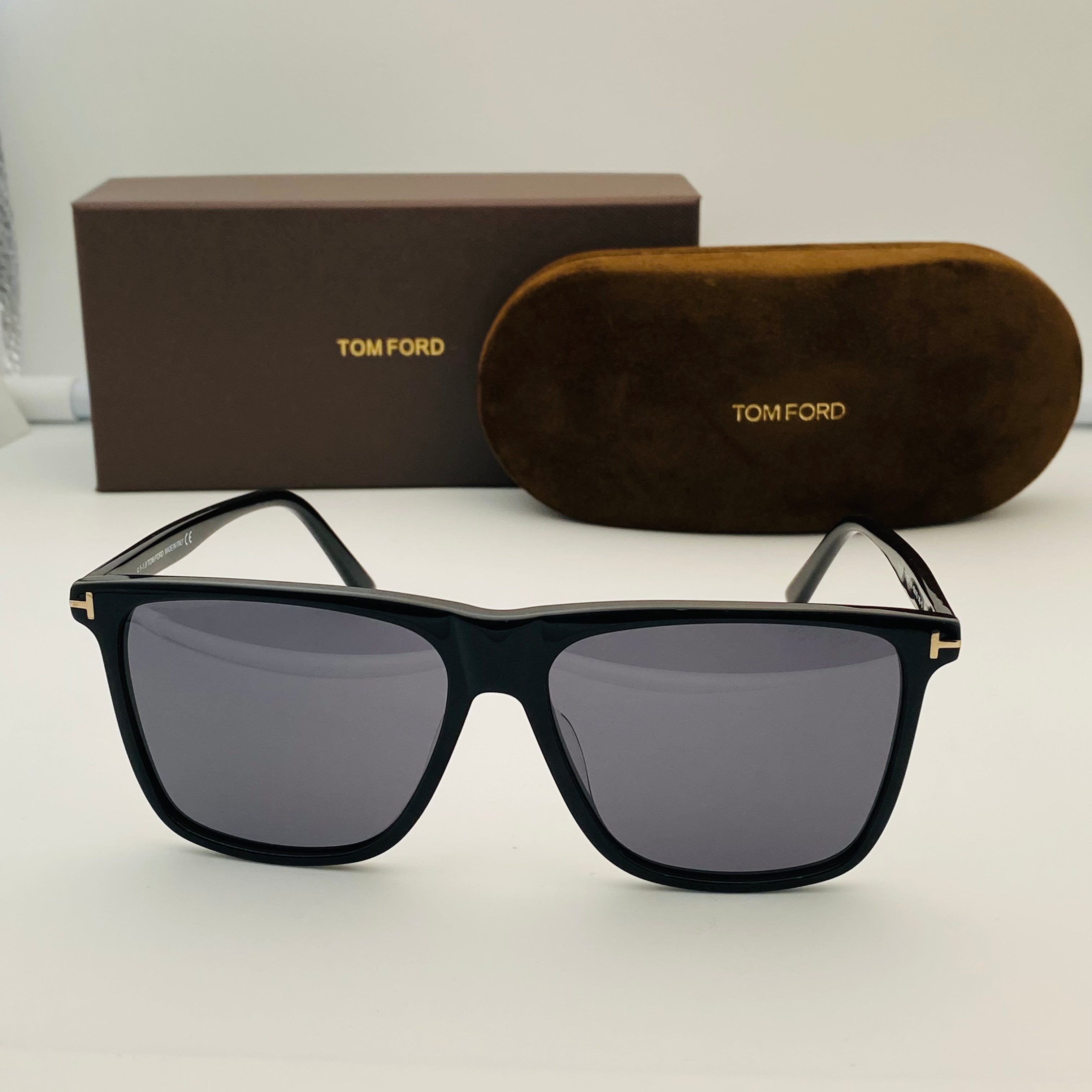 Tom Ford Fletcher TF832