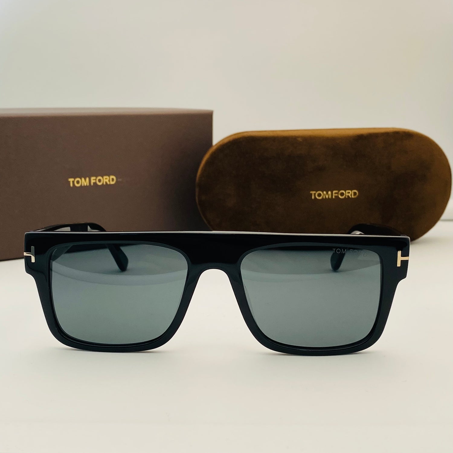 Tom Ford Dunning TF907