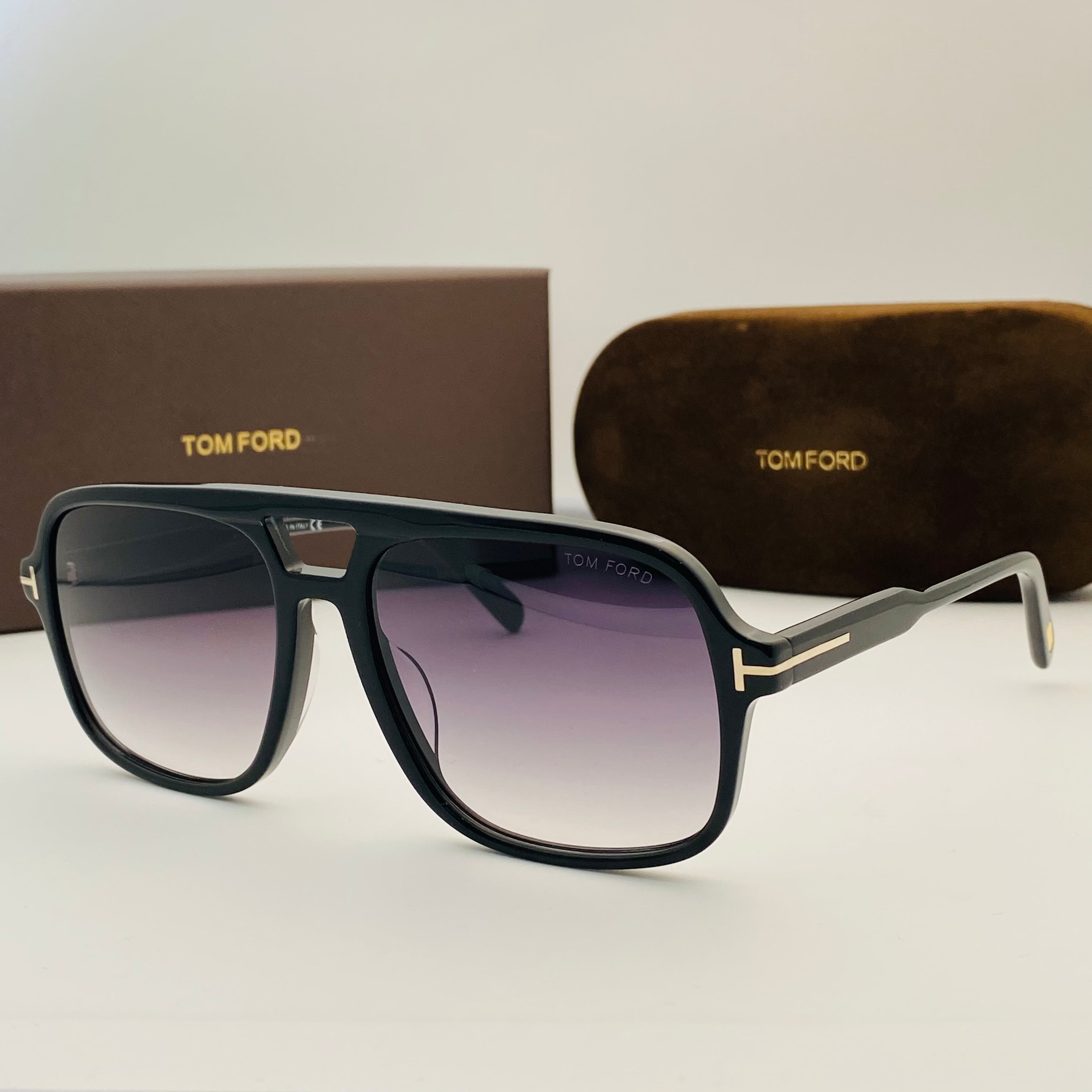 Tom Ford Falconer TF884