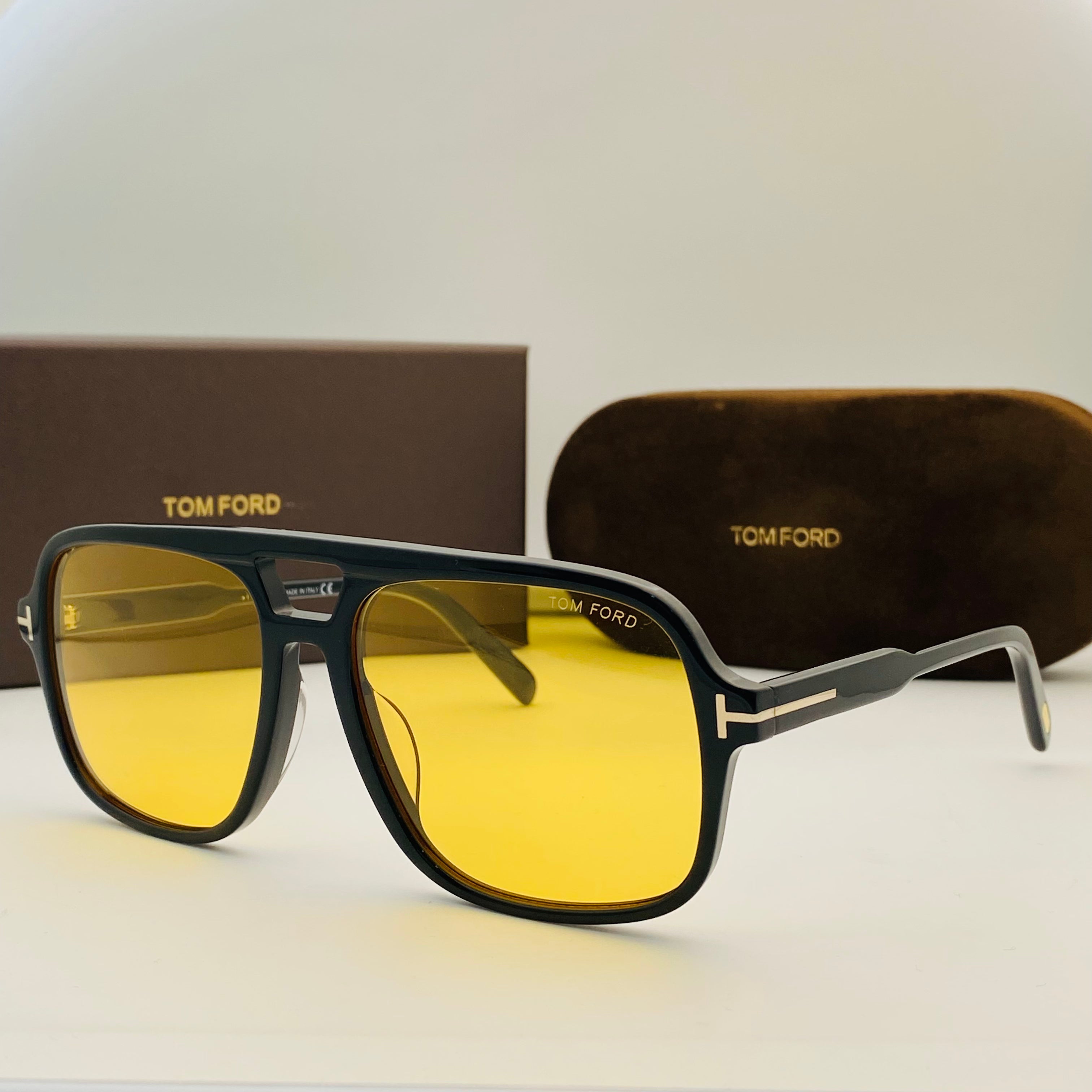 Tom Ford Falconer TF884