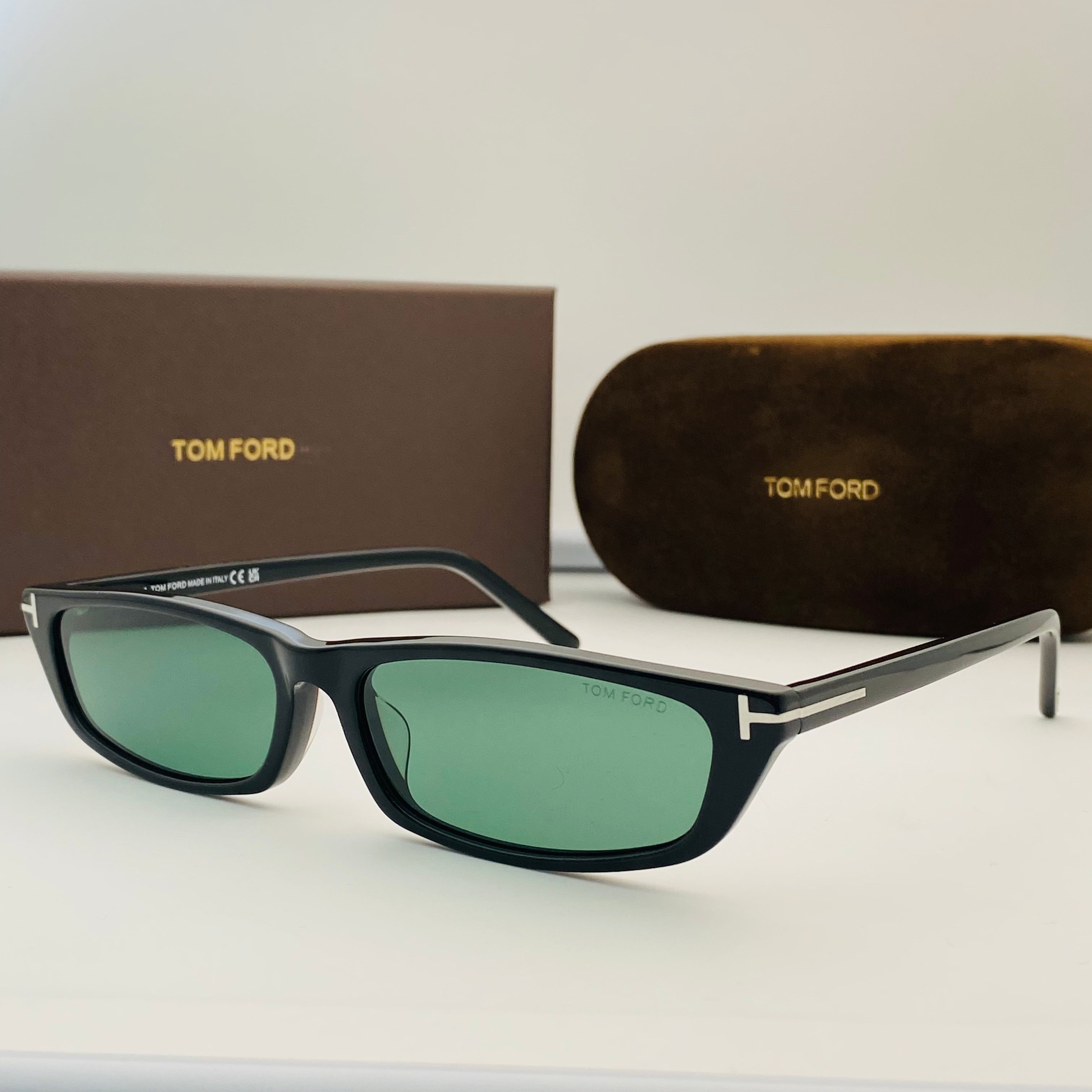 Tom Ford Alejandro TF1058