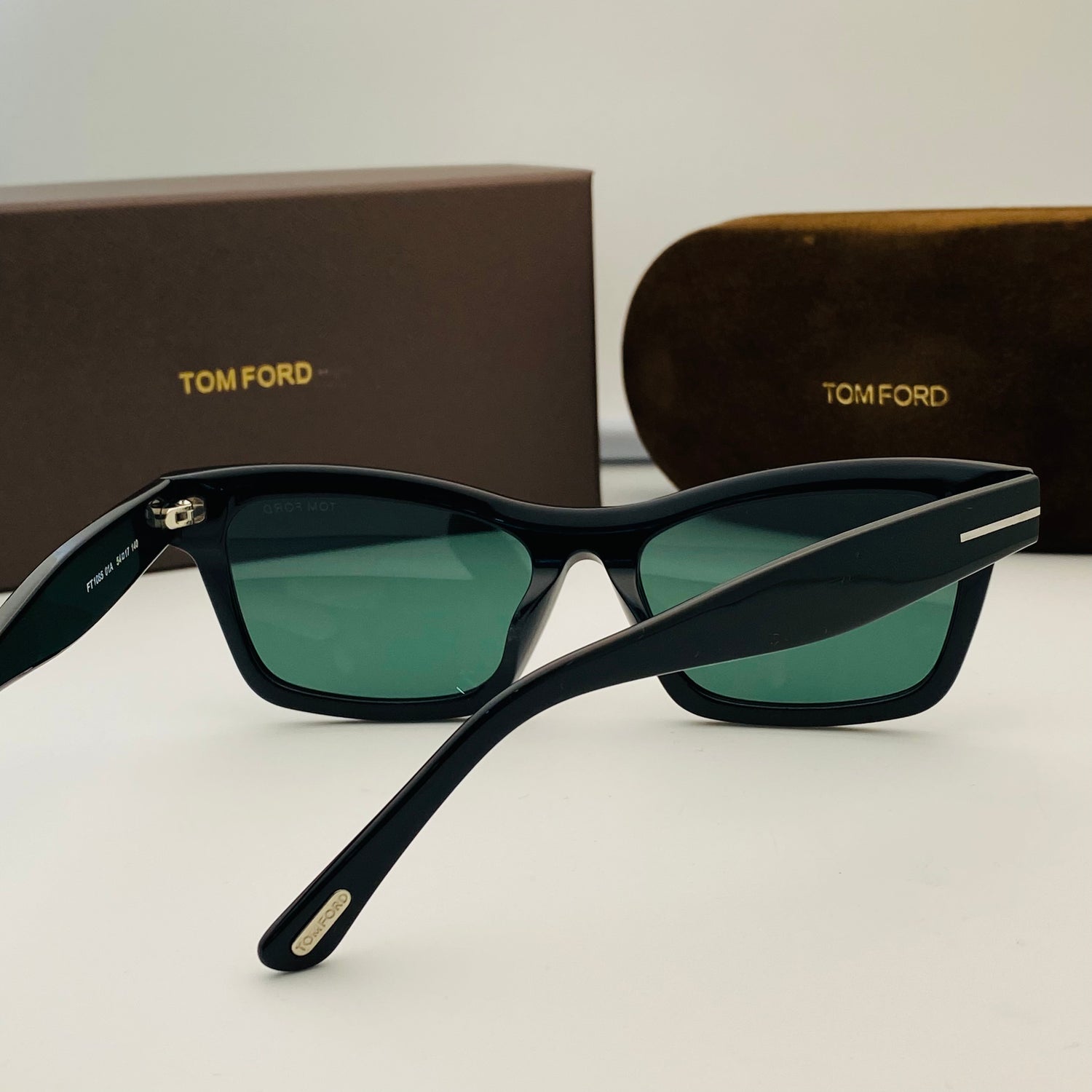 Tom Ford Mikel TF1085