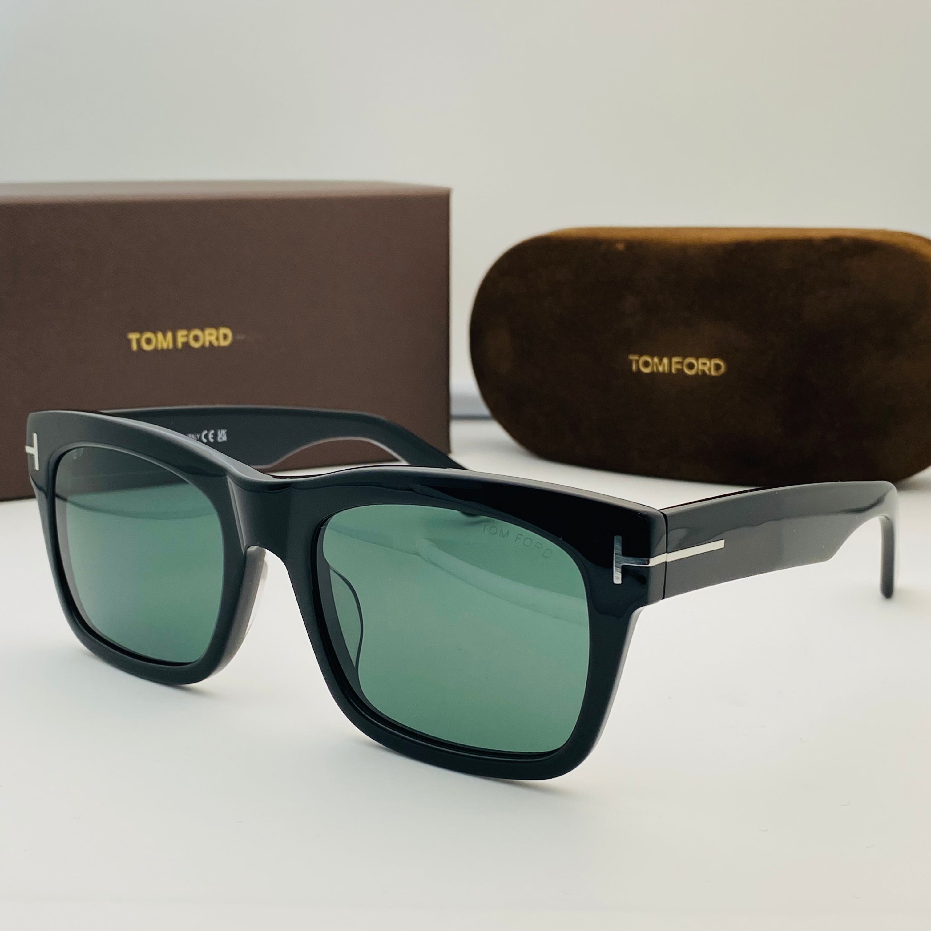 Tom Ford Nico TF1062