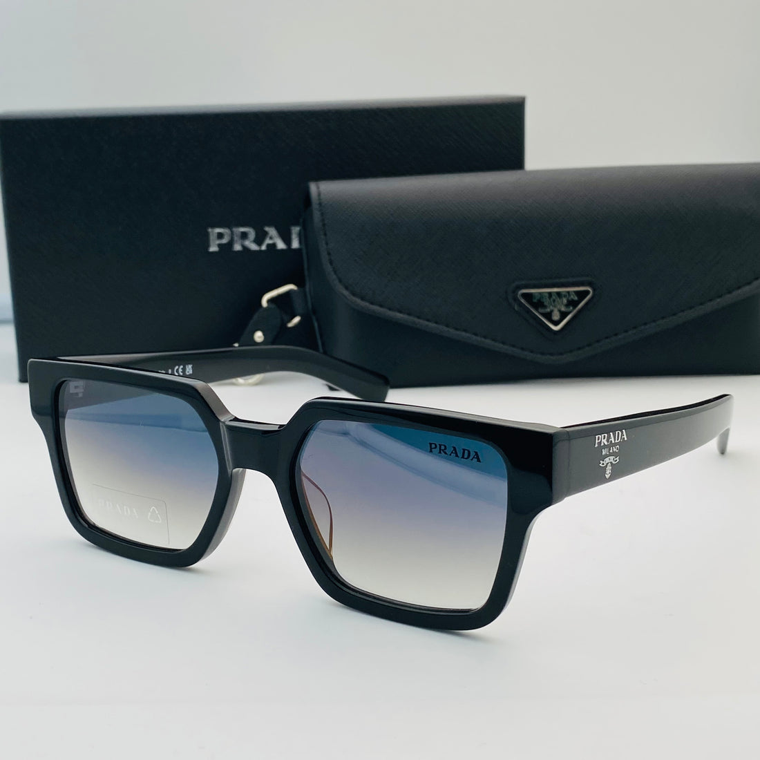 Prada SPR 03Z