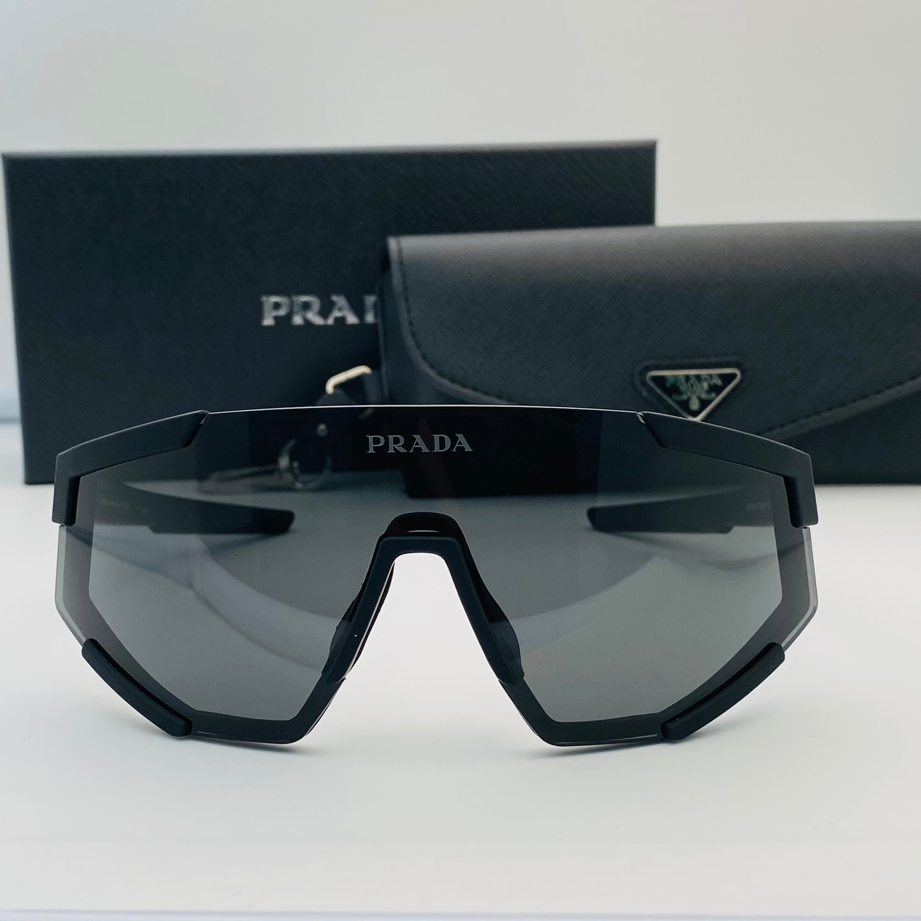 Prada SPS 04W